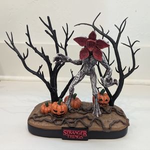 Demogorgon Stranger Things table top decor